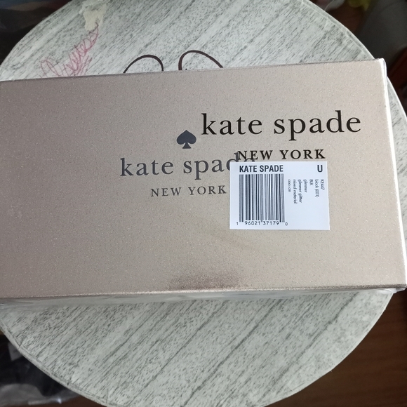 Kate Spade Glimmer Glitter Medium Flap Wristlet New in Box GIFT - Picture 5 of 5